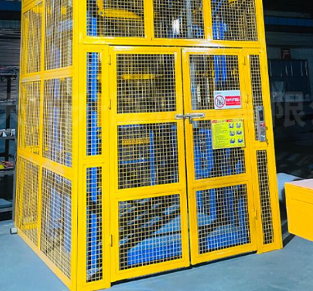 青湖路街道货梯可以安装在室外吗